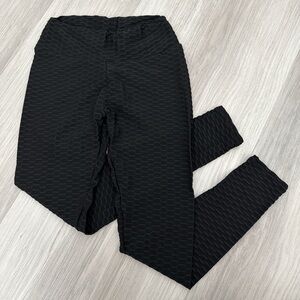 Women's Black Textured Leggings